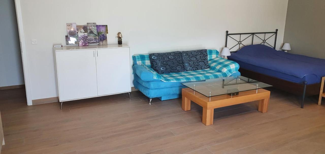 Maison D'Hotes Bleu Cudrefin מראה חיצוני תמונה
